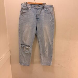 GAP Curvy Cheeky Straight Jeans